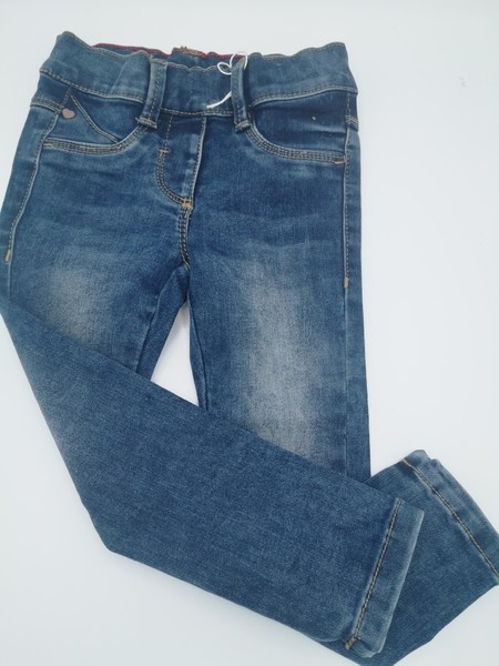 Jeans-Mid-wash 
front 