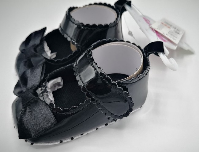  Pram Shoes/ Bootees B2275 Black 
