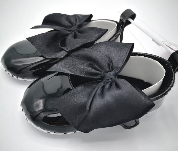 Satin Bow Pram Shoes B2228 Black