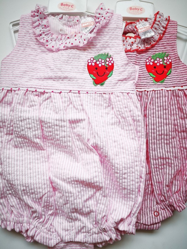 Striped seersucker Romper with frilled collar and strawberry detail 7249